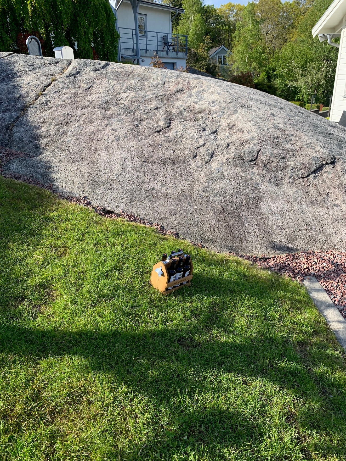 Bärbar drickaback med öppnare